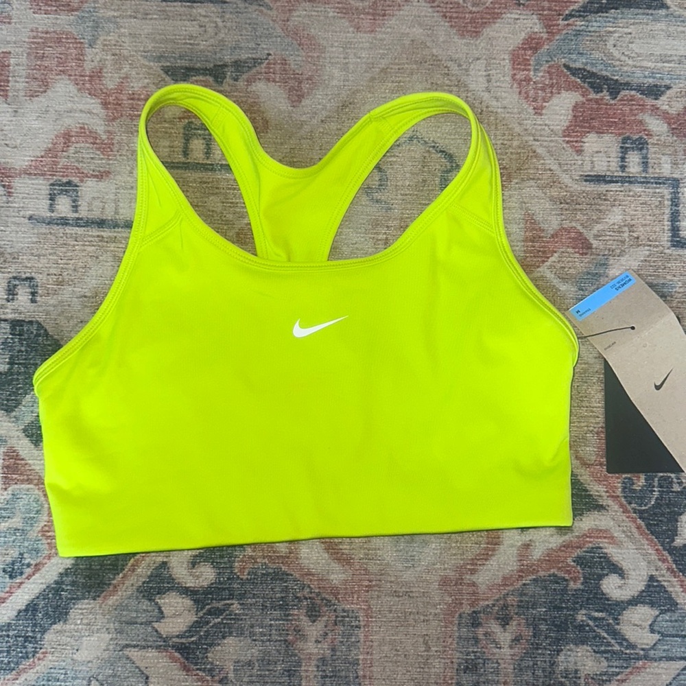 NIKE sports bra NWT SZ:M